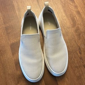 Like new mens Aldo shoes